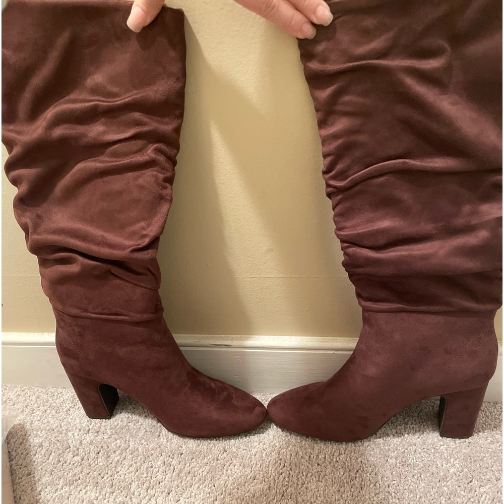 Brand New Chinese Laundry Kipton Suedette Brown Boots Size 9.5